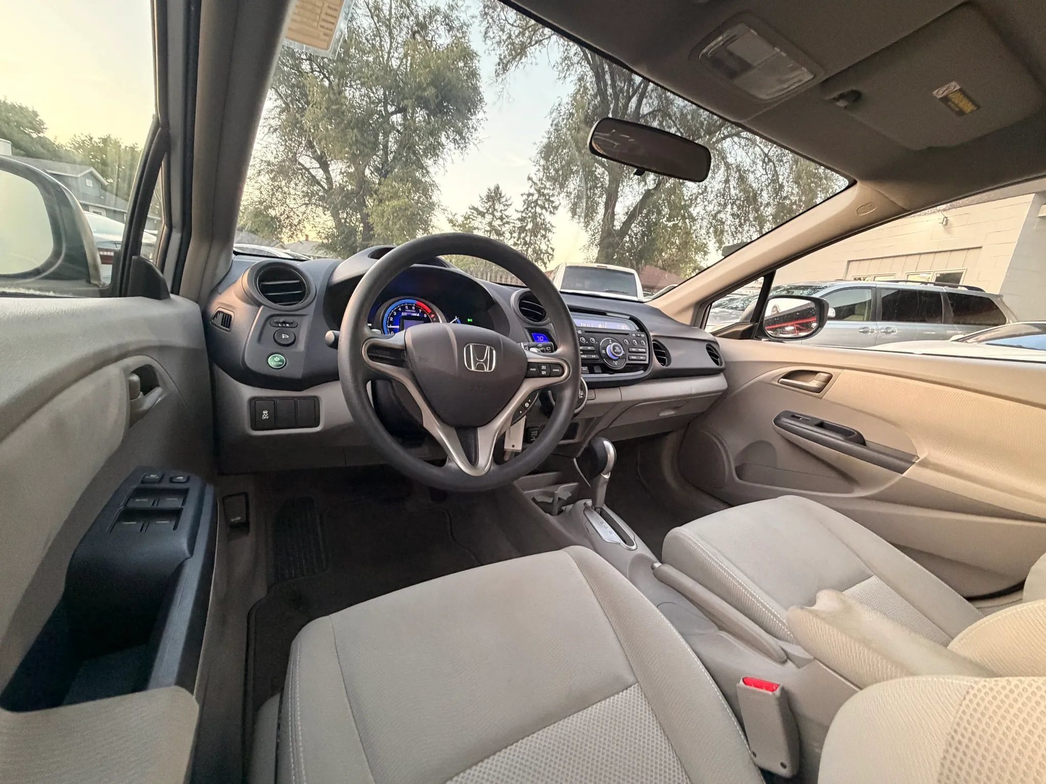 Used 2010 Honda Insight EX image 27