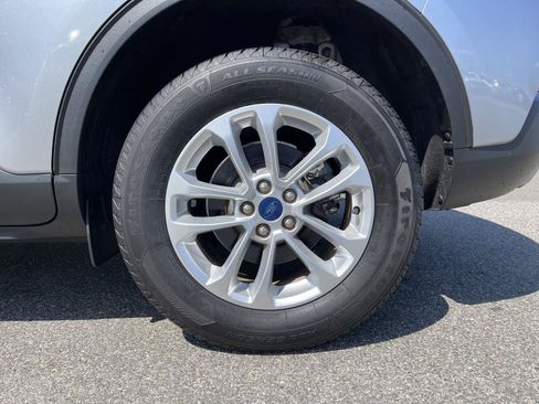 Used 2022 Ford Escape SE AWD/4WD image 23