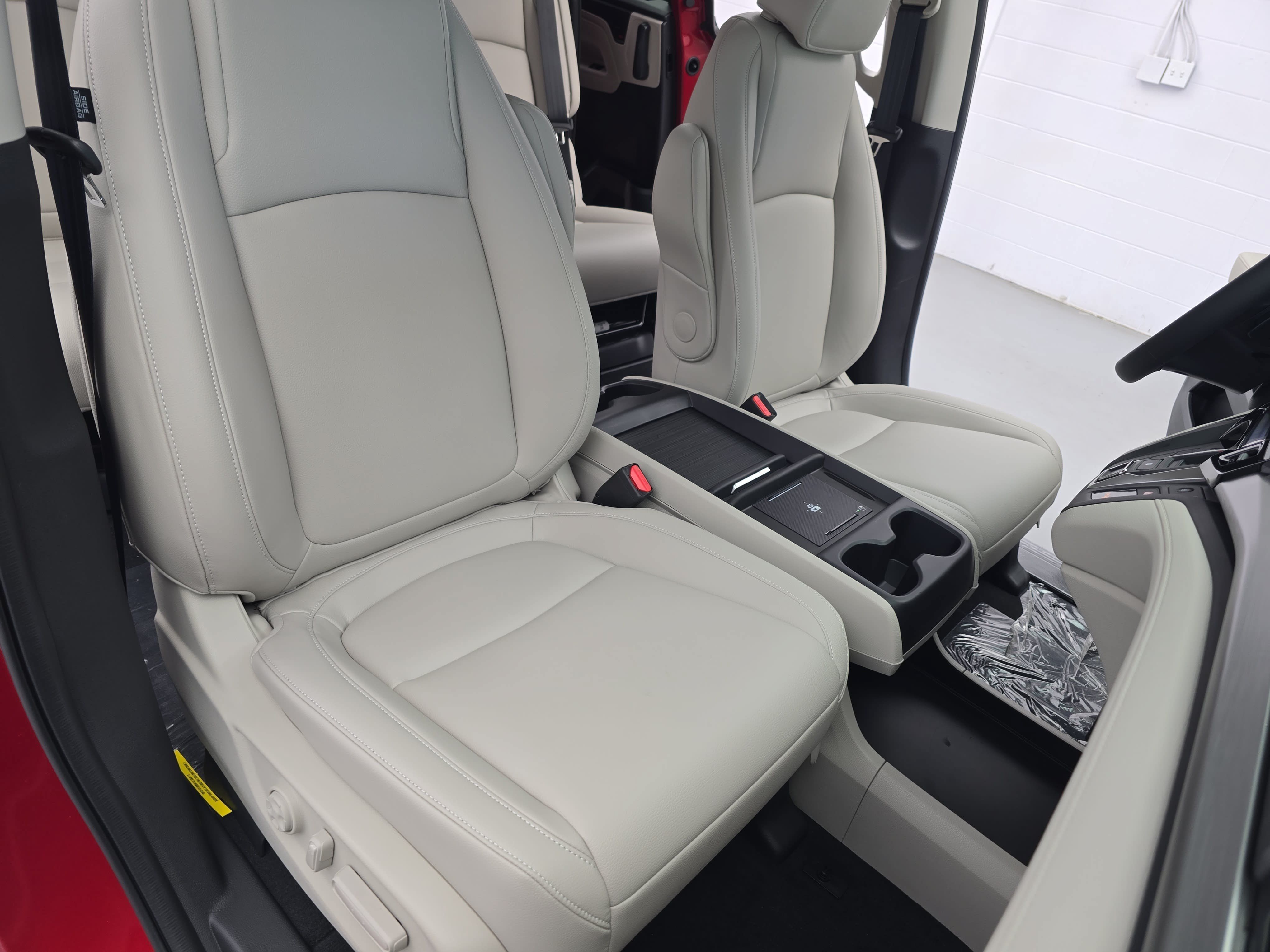 New 2027 Honda Odyssey EX-L image 10