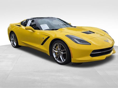 Used 2015 Chevrolet Corvette Stingray Coupe w/ 2LT Preferred Equipment Group RWD image 4