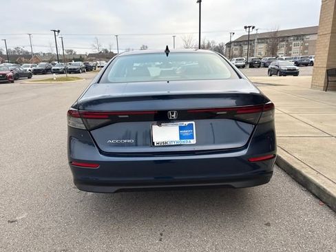 New 2025 Honda Accord SE image 3