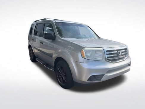 Used 2015 Honda Pilot LX image 3