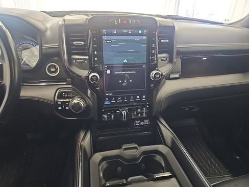 Used 2022 RAM 1500 Limited AWD/4WD image 17