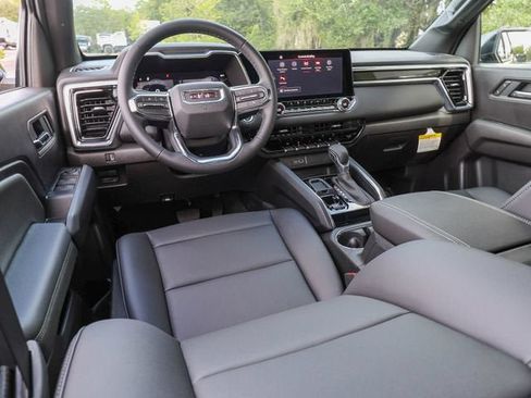 New 2026 GMC Canyon Elevation w/ Convenience Package RWD image 16