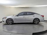 Used 2022 Nissan Altima 2.5 SR image 3