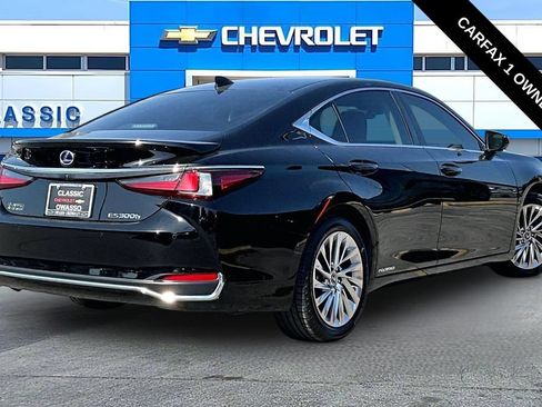 Used 2021 Lexus ES 300h w/ Accessory Package 2 FWD image 19