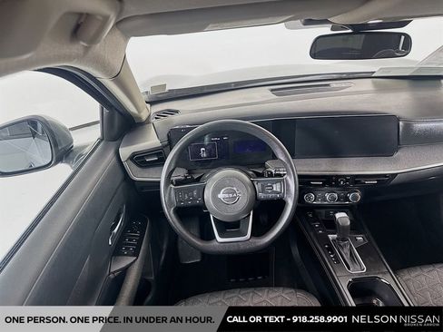Used 2025 Nissan Kicks SV AWD/4WD image 20