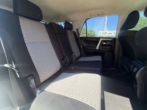 Used 2016 Toyota 4Runner SR5 AWD/4WD image 25