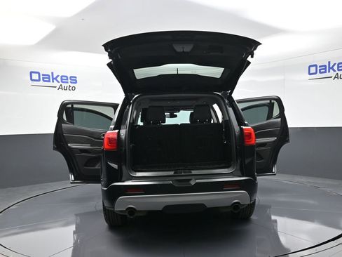 Used 2018 GMC Acadia SLT image 61