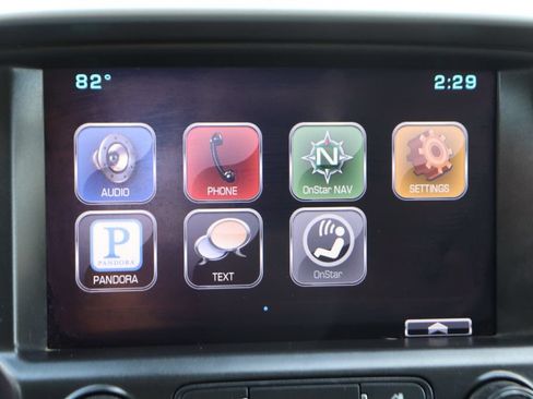 Used 2015 Chevrolet Colorado LT w/ Luxury Package RWD image 31