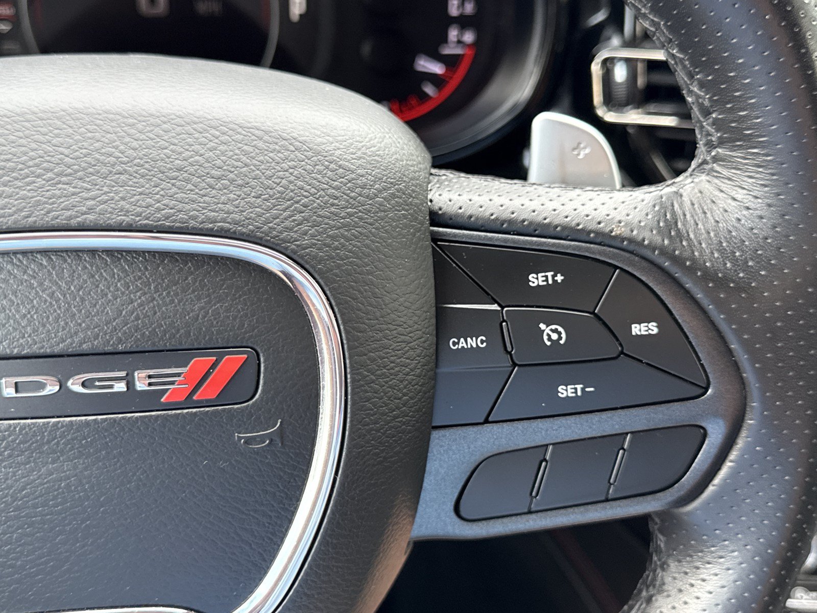 Used 2025 Dodge Durango GT RWD image 23
