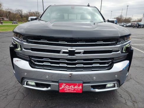 Used 2019 Chevrolet Silverado 1500 LTZ image 8