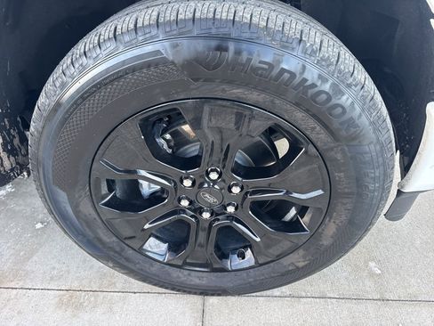 Certified 2023 Ford F150 Lariat w/ Equipment Group 502A High image 22