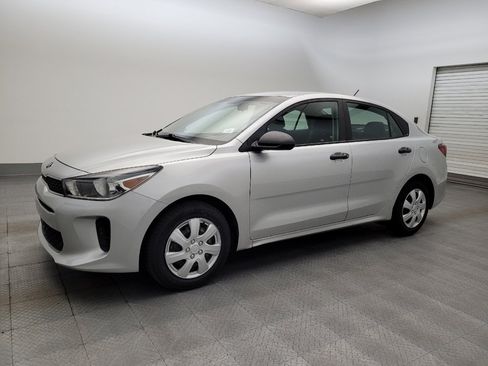 Used 2018 Kia Rio LX image 2