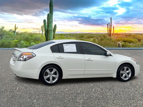 Used 2008 Nissan Altima 3.5 SE w/ Technology Pkg image 7