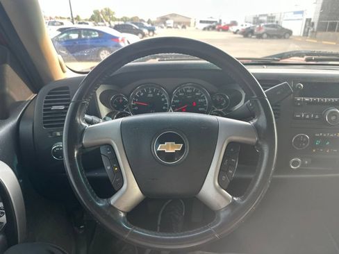 Used 2011 Chevrolet Silverado 1500 LT w/ All-Star Edition AWD/4WD image 9