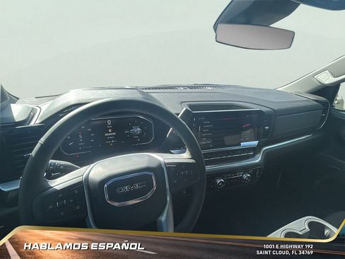 Used 2026 GMC Sierra 1500 Elevation image 18