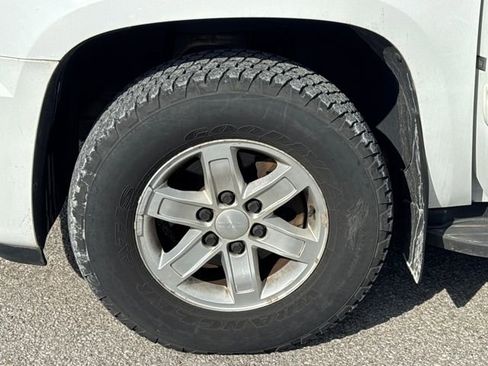 Used 2009 GMC Yukon SLT image 24