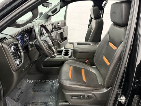 Used 2022 GMC Sierra 2500 AT4 w/ AT4 Premium Plus Package AWD/4WD image 13