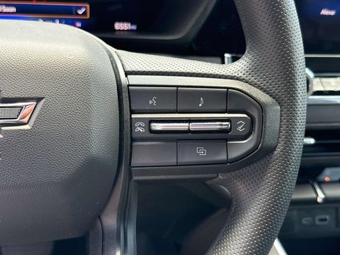 Used 2025 Chevrolet Colorado Trail Boss AWD/4WD image 22