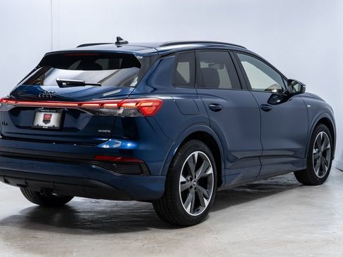 Used 2025 Audi Q4 e-tron Premium Plus w/ Premium Plus image 7