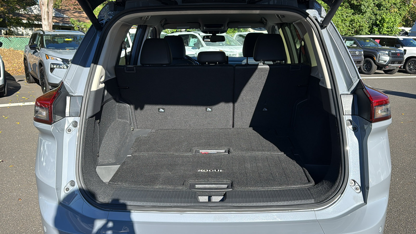 Certified 2025 Nissan Rogue SL AWD/4WD image 24