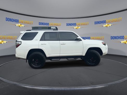 Used 2021 Toyota 4Runner SR5 Premium w/ Moonroof Package AWD/4WD image 12