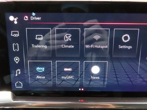 Used 2024 GMC Sierra 2500 SLT w/ SLT Premium Package image 26