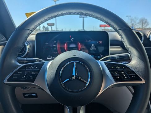 Used 2022 Mercedes-Benz C 300 Sedan image 28