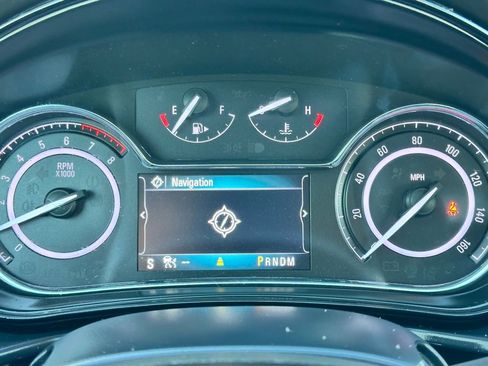 Used 2016 Buick Regal Premium w/ Driver Confidence Package #2 image 21