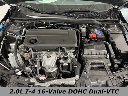 Used 2025 Honda Civic Sport image 12