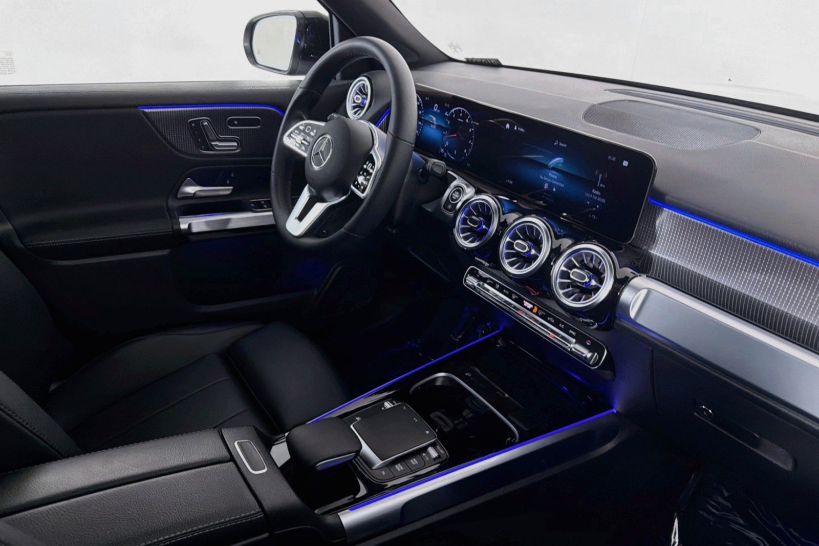 Used 2023 Mercedes-Benz GLB 250 image 18