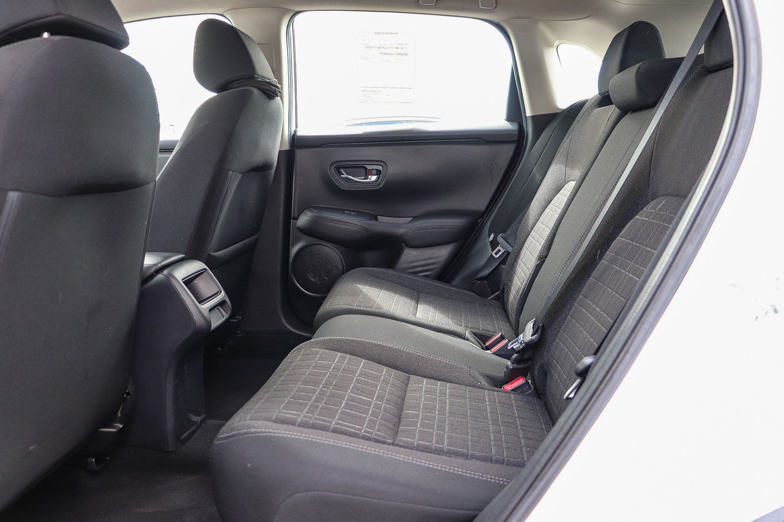 Used 2024 Honda HR-V LX image 19