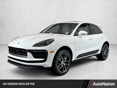 Used 2026 Porsche Macan AWD/4WD image 1