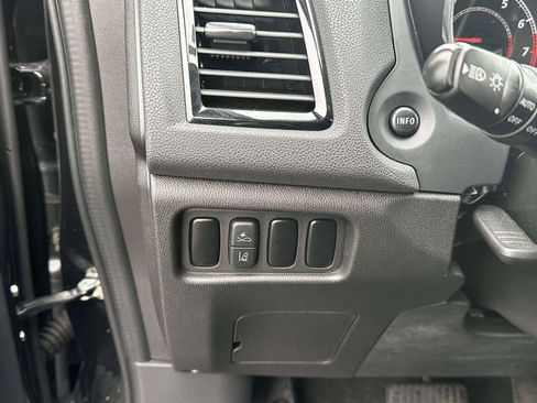 Used 2023 Mitsubishi Outlander Sport ES image 17