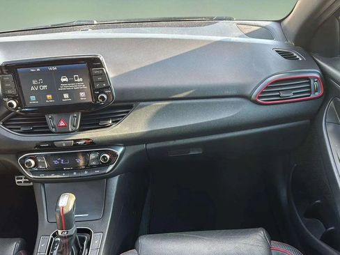 Used 2019 Hyundai Elantra GT N Line image 31