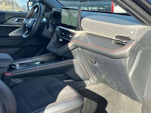 Used 2025 Ford Explorer ST w/ Sun And Sound Package image 28