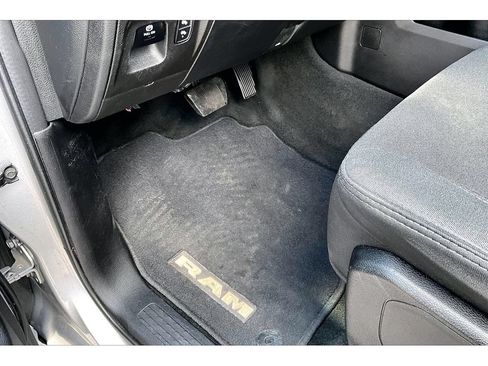 Used 2021 RAM 1500 Big Horn RWD image 29