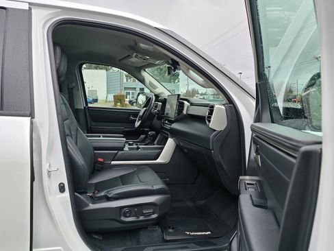 Used 2024 Toyota Tundra Limited w/ TRD Off-Road Package image 11