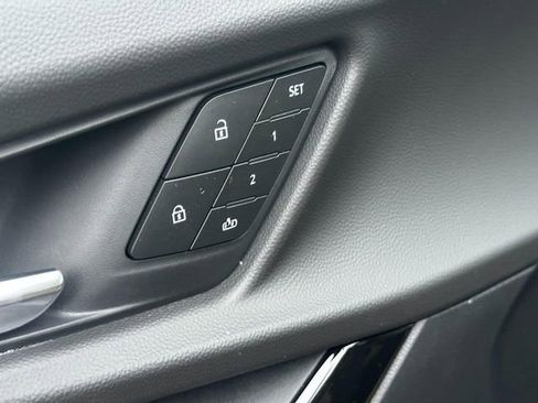 New 2026 Chevrolet Equinox ACTIV image 11