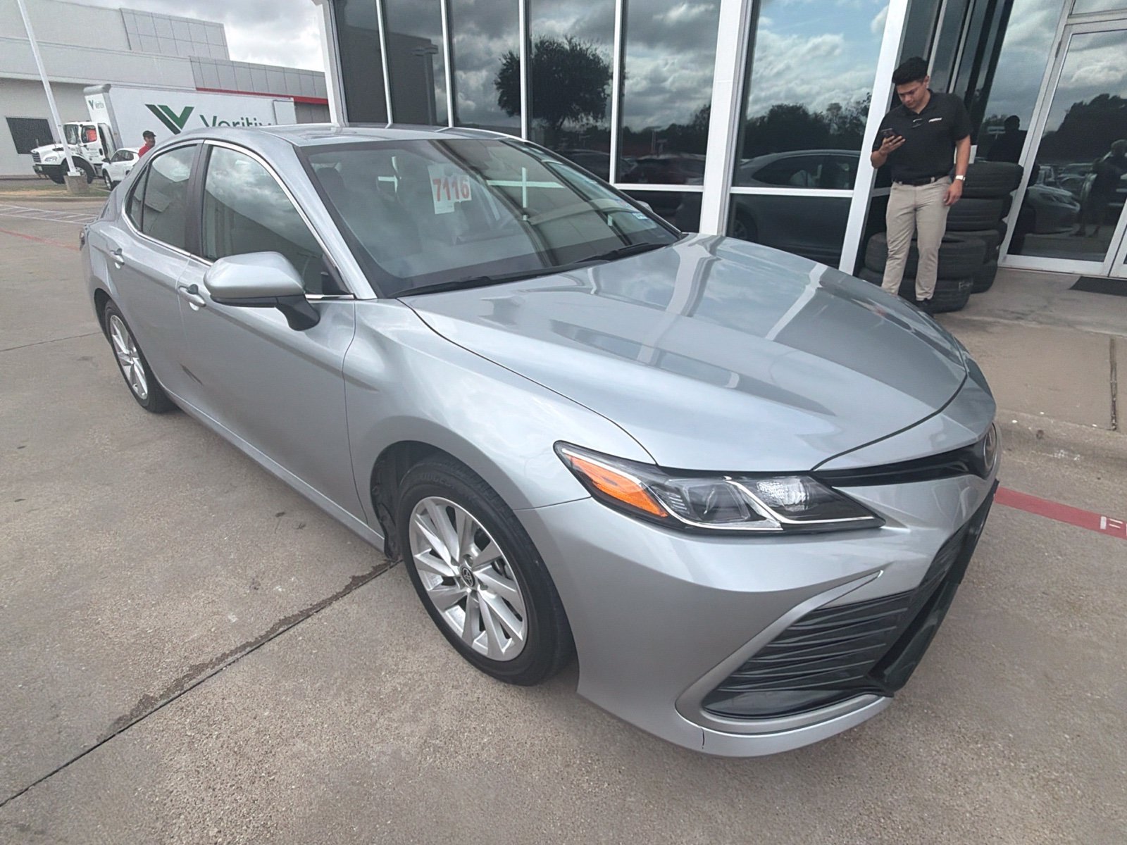 Used 2024 Toyota Camry LE FWD image 3