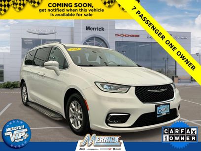 Used 2021 Chrysler Pacifica Touring-L