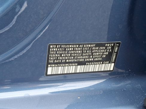 New 2025 Volkswagen GTI SE image 18