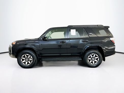 Used 2024 Toyota 4Runner TRD Off-Road image 4