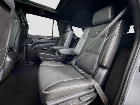 Used 2021 Cadillac Escalade Sport w/ Heavy-Duty Trailer Package AWD/4WD image 28