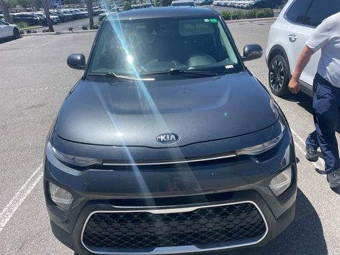 Used 2021 Kia Soul S w/ Paint Protection Package FWD image 2