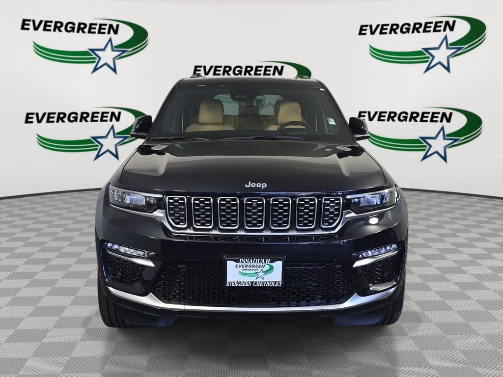 Used 2023 Jeep Grand Cherokee Summit AWD/4WD image 2