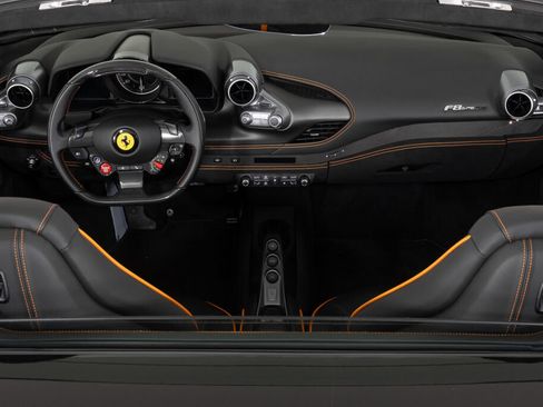 Used 2022 Ferrari F8 Tributo RWD image 21