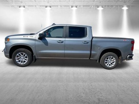 Used 2023 Chevrolet Silverado 1500 RST w/ Max Trailering Package AWD/4WD image 9