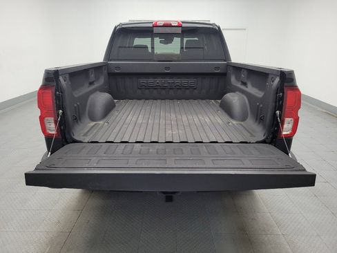 Used 2016 Chevrolet Silverado 1500 LTZ Z71 w/ Realtree Edition image 29